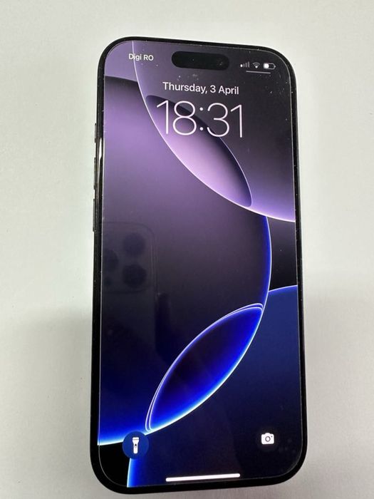 Vand iphone 16 pro Black Titanium