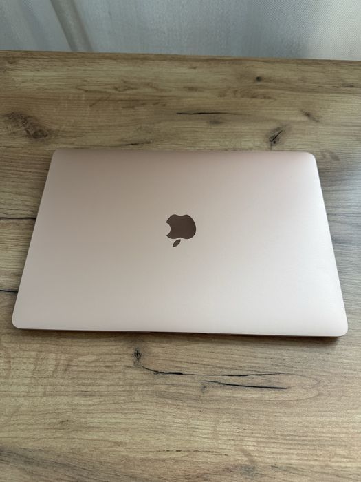 Macbook Air M1 GOLD