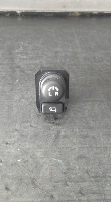Buton reglaj oglinzi stanga fata suzuki vitara ly