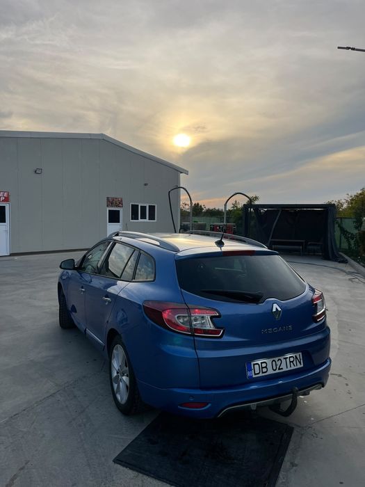RENAULT Megane 2011 — imagine 2