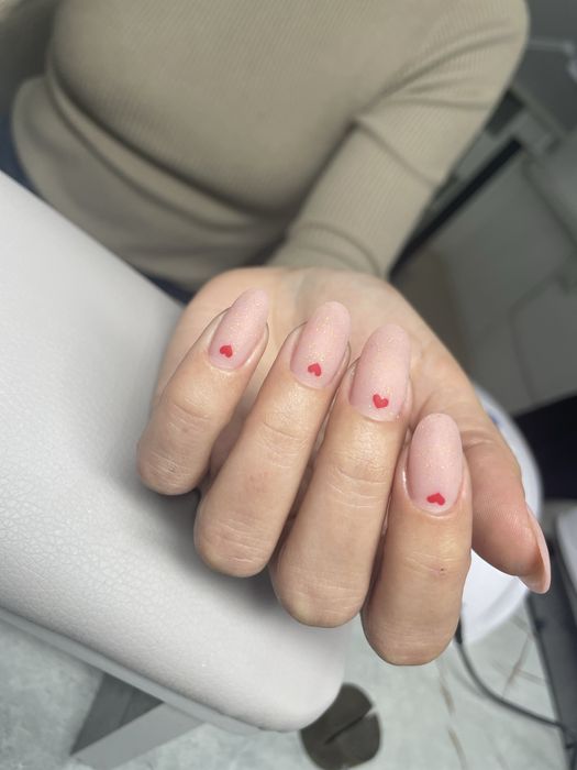 Маникюр педикюр КЖБИ