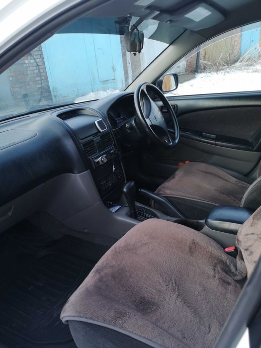 ТОЙОТА Caldina 2001