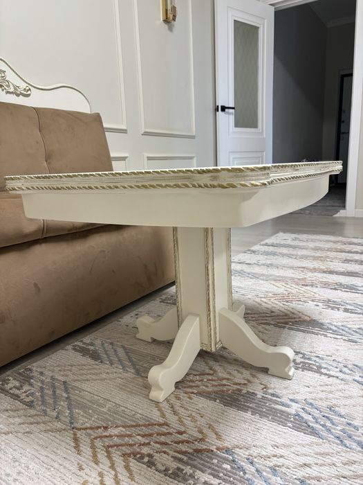 Продается пуфик со столиком срочно!