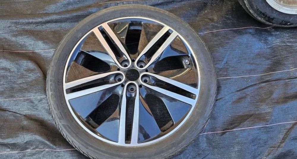 Лети джанти 20” с летни гуми за BMW i3. Топ цена 1550 лв.