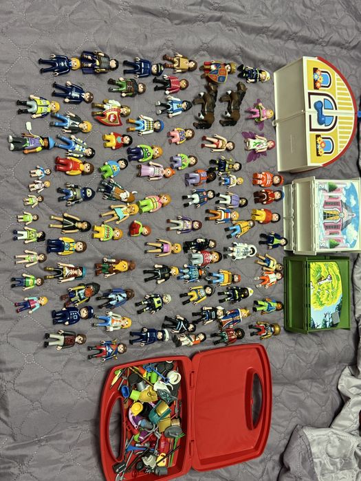 Продавам лот playmobil
