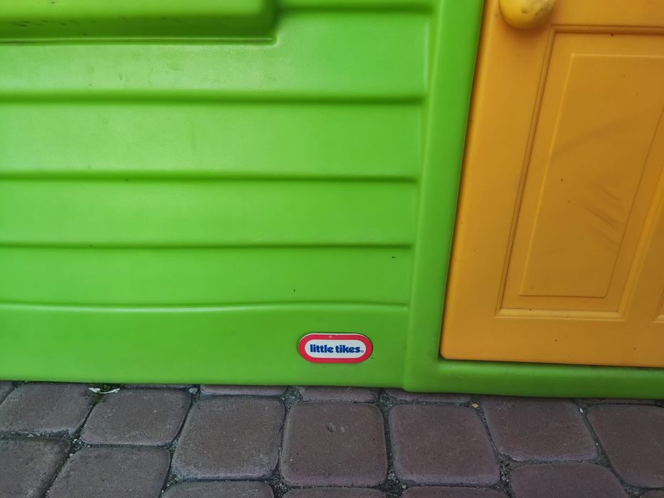 Игрушечный домик.