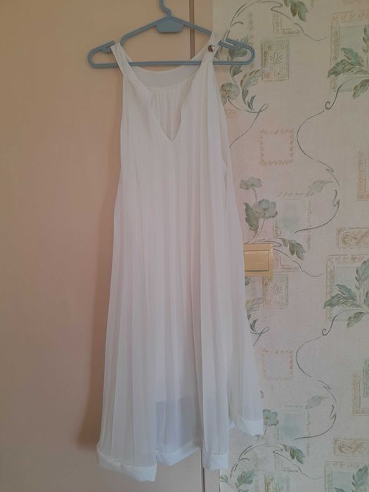 Къса бяла рокля Солей