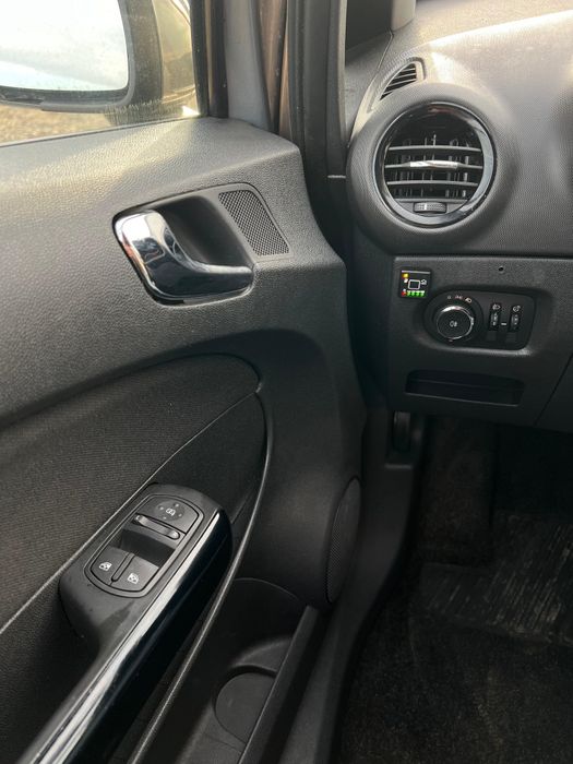 DEFECT - Semi-Automat Opel Corsa D 1.2 + GPL