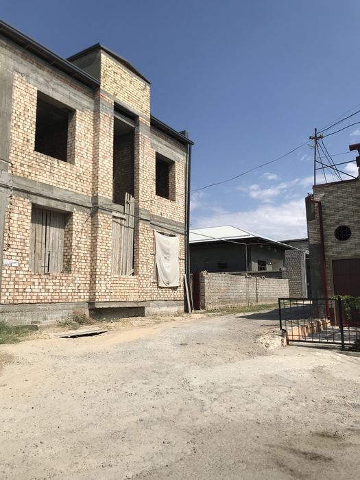 Nazarbek Pushkinda Yer Sotiladi