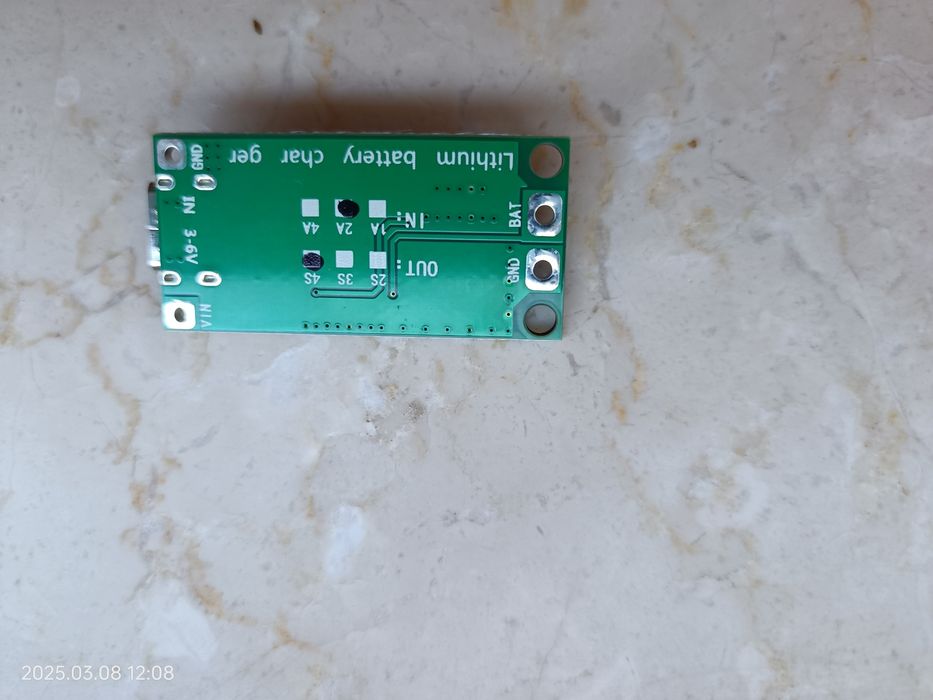 Sudura in puncte, placa încărcare baterii litiu