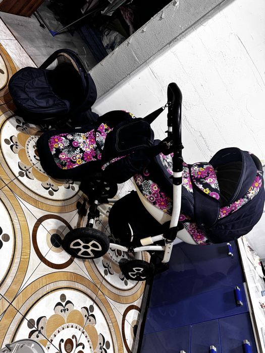 Продам Adamex 3в1 коляску