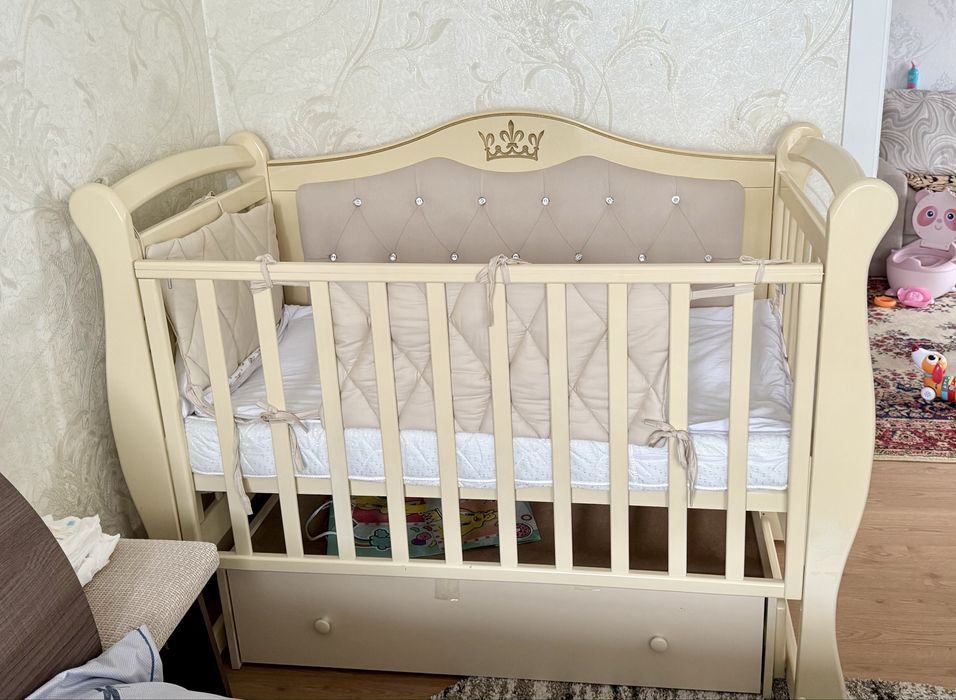 Кровать для новорожденных