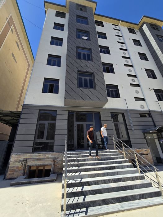 7-mikrorayonda magazin srochni  sotiladi