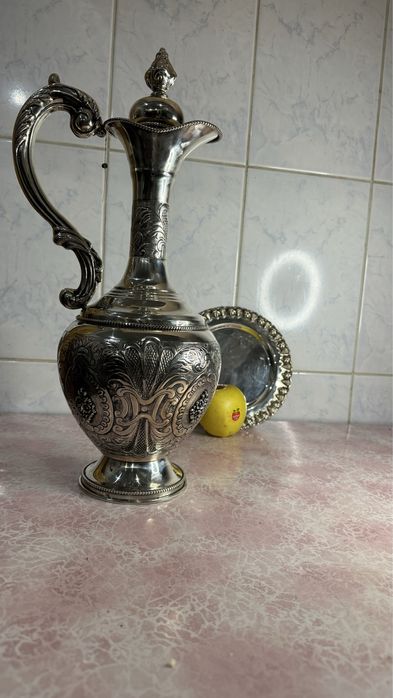 Serebreniy chaynik s tarelkami 925probi 978gr