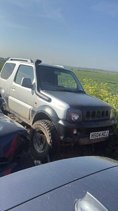 Dezmembrez Suzuki JIMNY