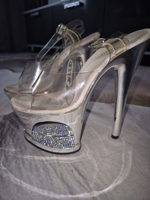 Продам стрипы для танцев