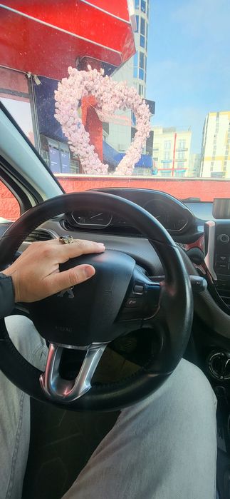 Сатылады авто Пежо