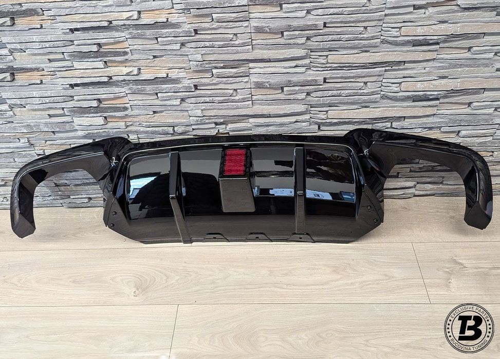 Difuzor Bara Spate compatibil cu BMW Seria 5 F10 F11 M5 LED Design