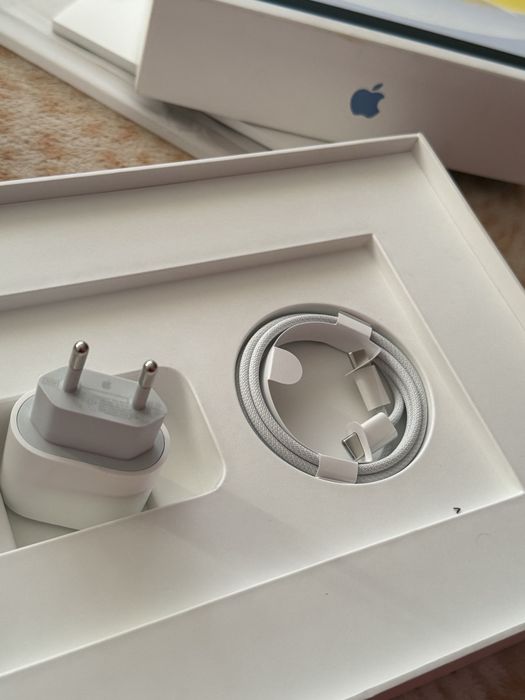 Incarcator apple/ iphone Tip C original 100 %