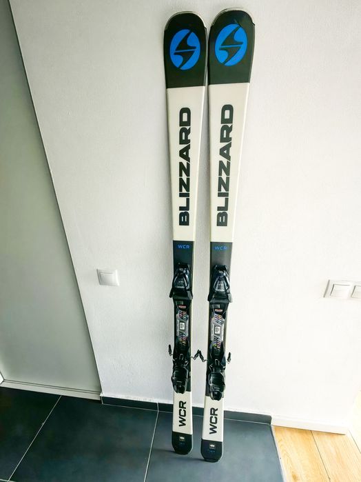 Vând ski Blizzard WCR