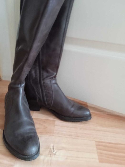 демисезонные кожаные сапоги