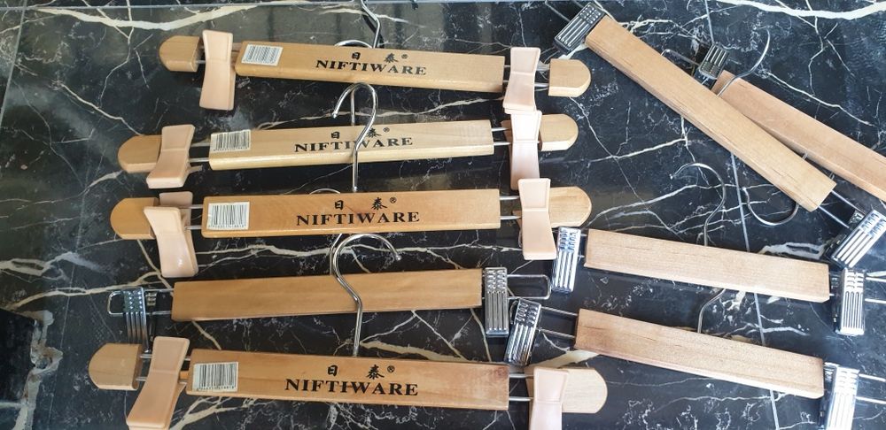 Продам вечелки деревянные для брюки или для юбок состаяна новый