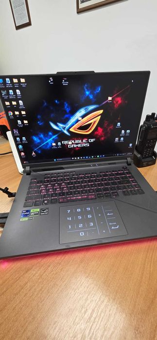 Laptop Gaming ASUS ROG Strix G16 G614JIR  Intel i9 14900HX 16", QHD+, IPS, 240Hz, 32GB DDR5, 1TB SSD, NVIDIA® GeForce RTX™ 4070 8GB GDDR6 TGP 140W