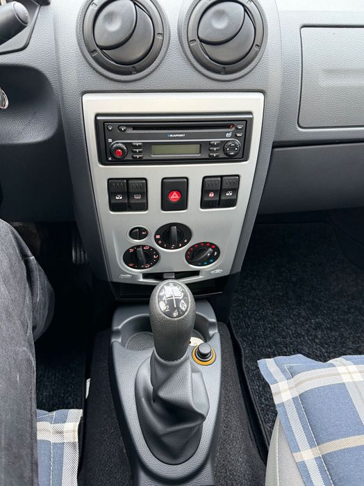 Dacia Logan 2008 1.4 MPI