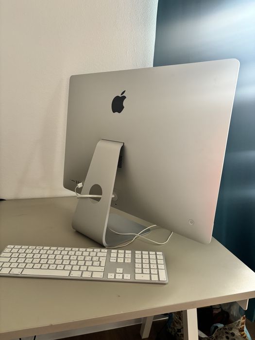 Imac 27 inch 5K . 2017 •procesor i5•40gb ram•SSD 512•cutie + accesorii