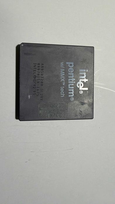 CPU Intel P1 Pentium MMX 200 MHz socket 7