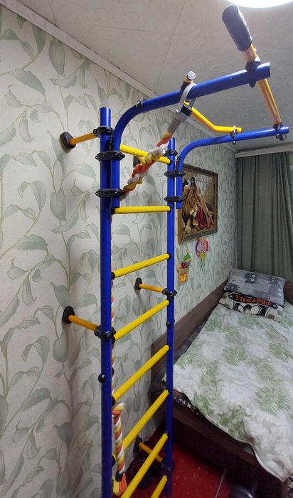 турник детский настенный