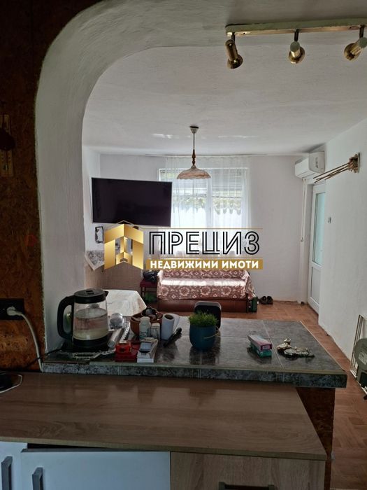 Продава се Къща в Велики Преслав - 200 кв.м за 550 €/кв.м - Снимка #7