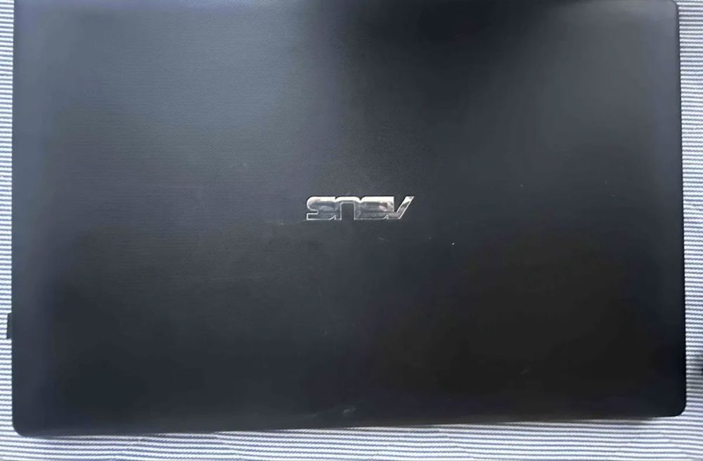 ASUS ноутбук срочно