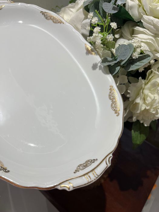 Platiu elegant pentru servit