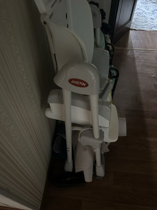 Детский столик для кормления