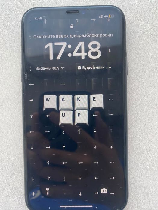 Продам или обменяю айфон хр