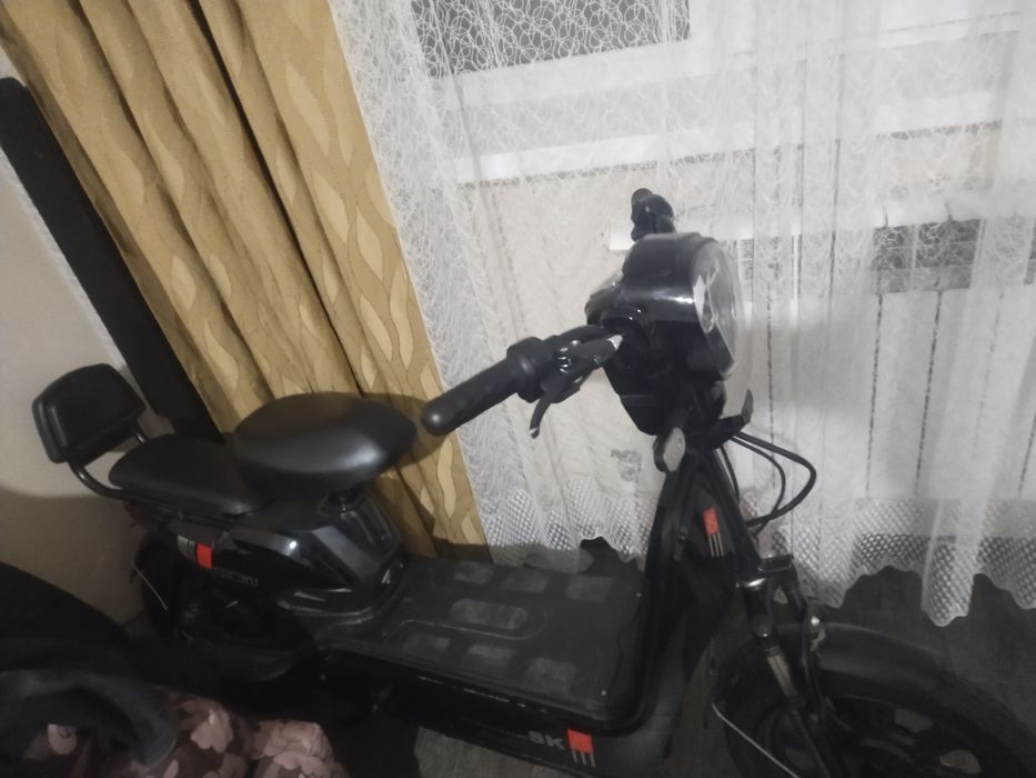 Продам электроскутер