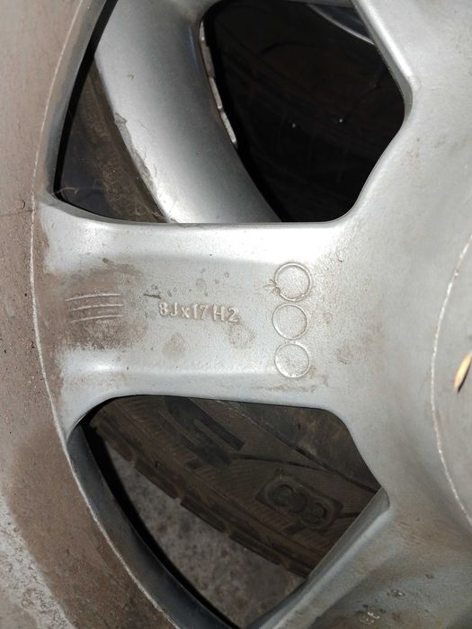 Продам комплект дисков R17/5×114.3