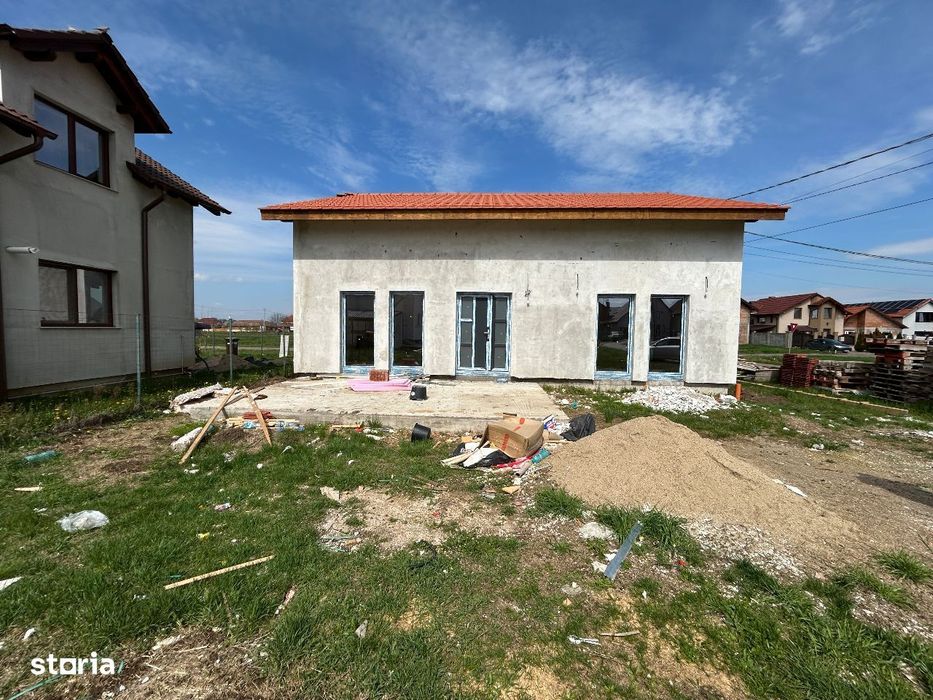 Vand vila noua la nivel,Fantanele,jud.Arad,st.310 mp,la gri