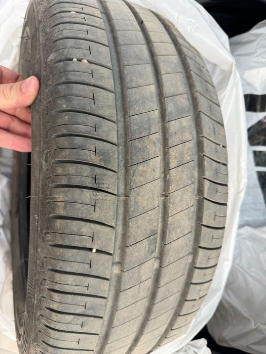 Продавам 4 бр гуми BRIDGESTONE Ecopia EP150 с размер 205/55/16
