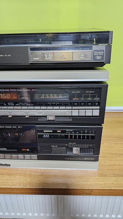 Technics pick-up sl-q5. receiver sa-5. deck rs-4