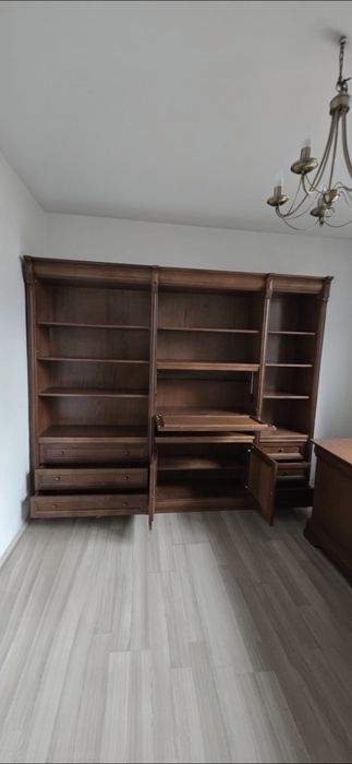Bibliotecă Louis Philippe – lemn masiv, elegantă, stare foarte bună