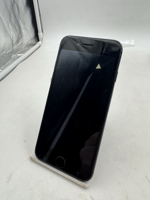 iPhone 7 32GB Black – Отлично състояние