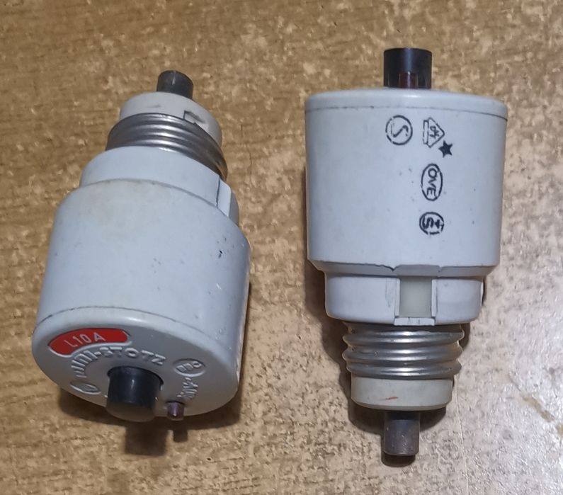 Автоматични предпазители и обикновени бушони, кабели