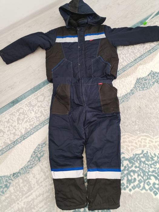 Продам спец одежду