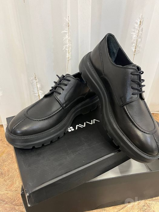 Avva tufli oyoq kiyim