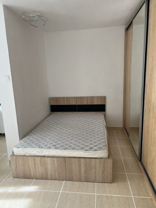 Inchiriez garsoniera strada racari (propietar)