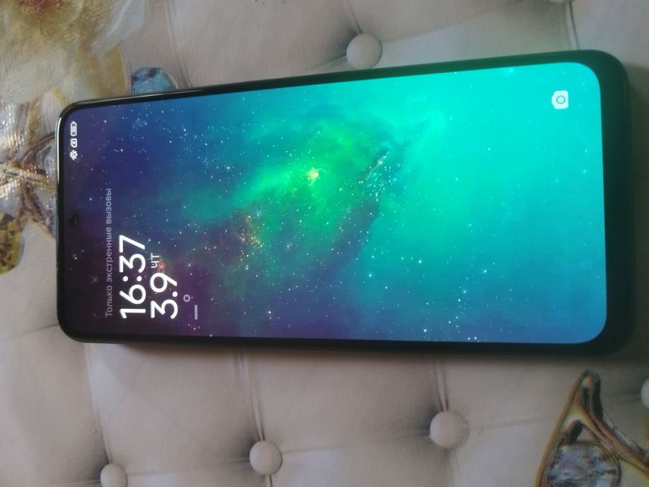 Redmi note 12 S 8/256 GB srochni sotladi pul zarul aybi yuq