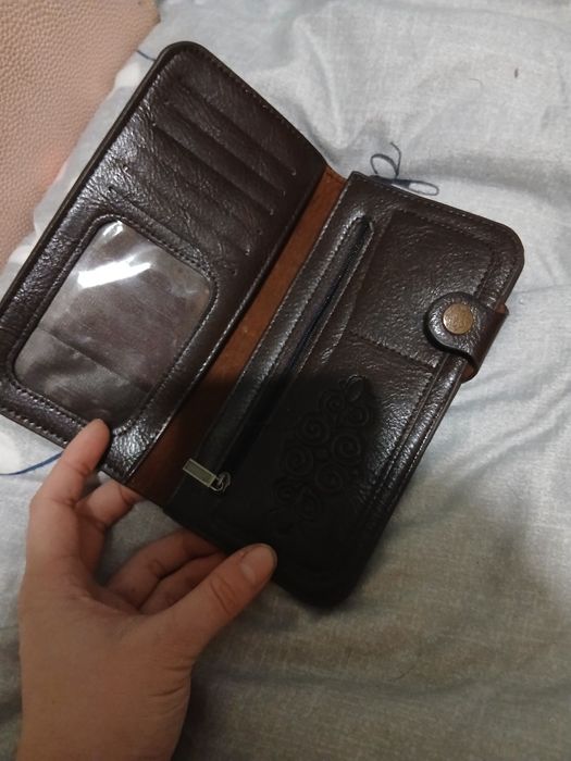 Продам две кошельки