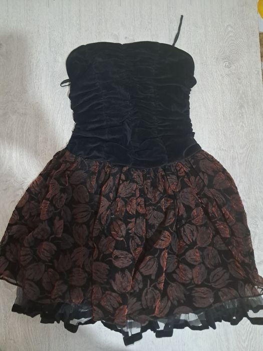 Lot haine toate 30 lei!